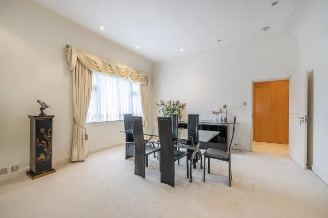 Avenue Road, London, NW8, photo 9
