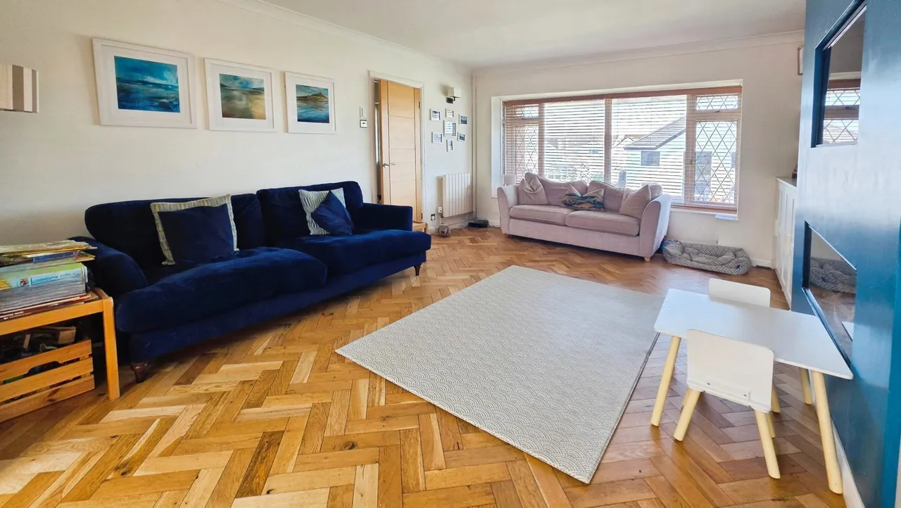 De Turberville Close, Porthcawl, CF36 3JG, photo 4