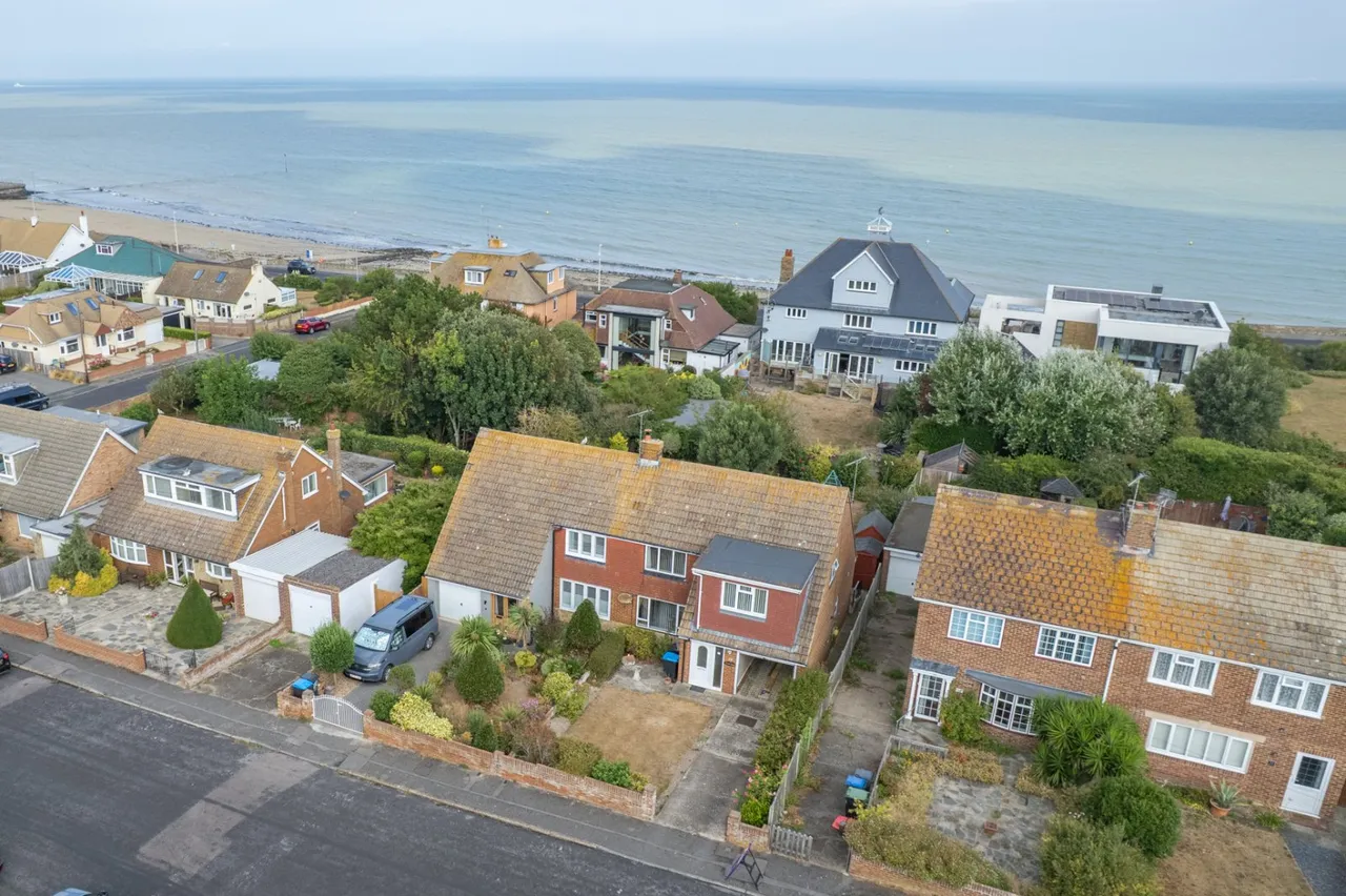 Carlton Road East, Westgate-on-Sea, CT8, photo 18