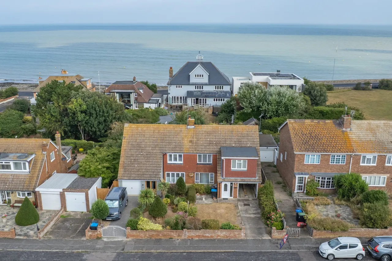 Carlton Road East, Westgate-on-Sea, CT8, photo 19