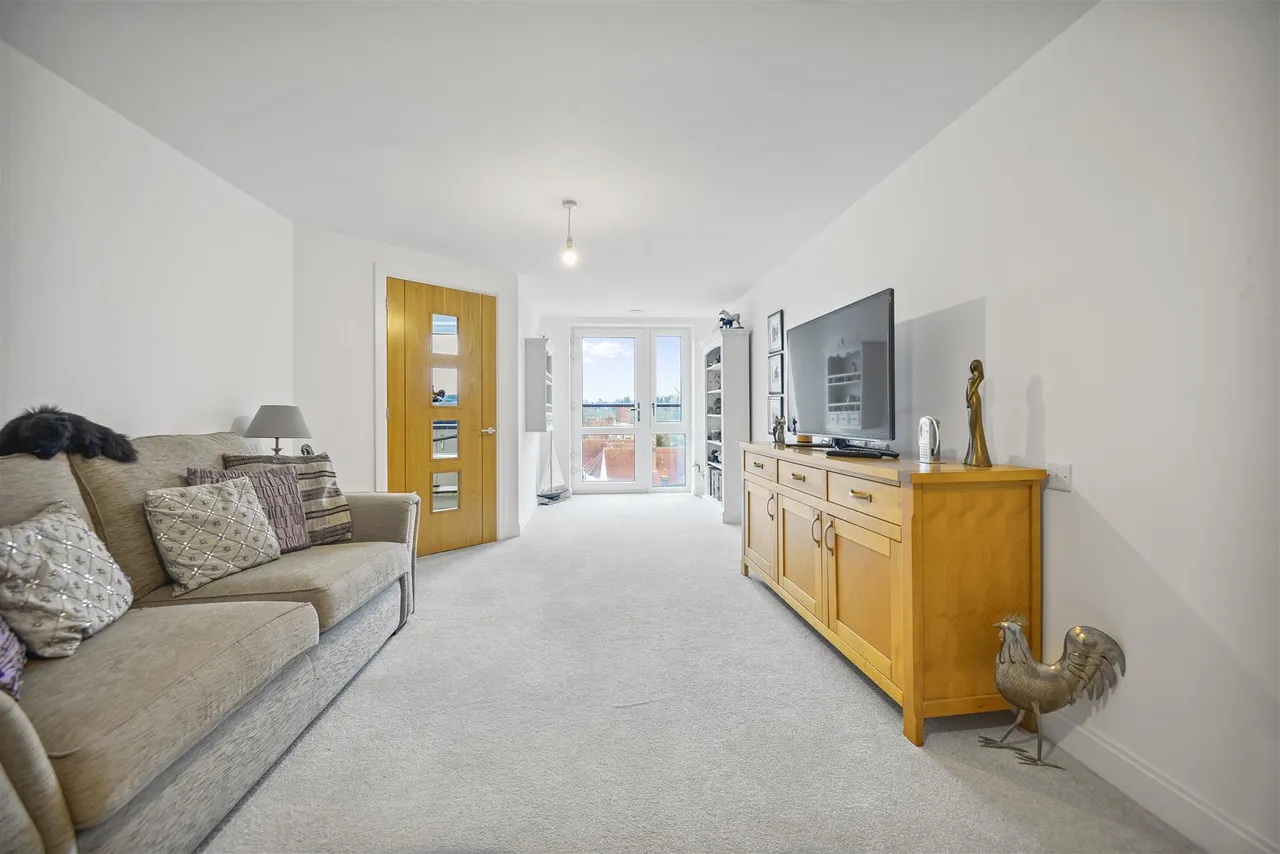 Pegs Lane, Hertford, SG13, photo 5