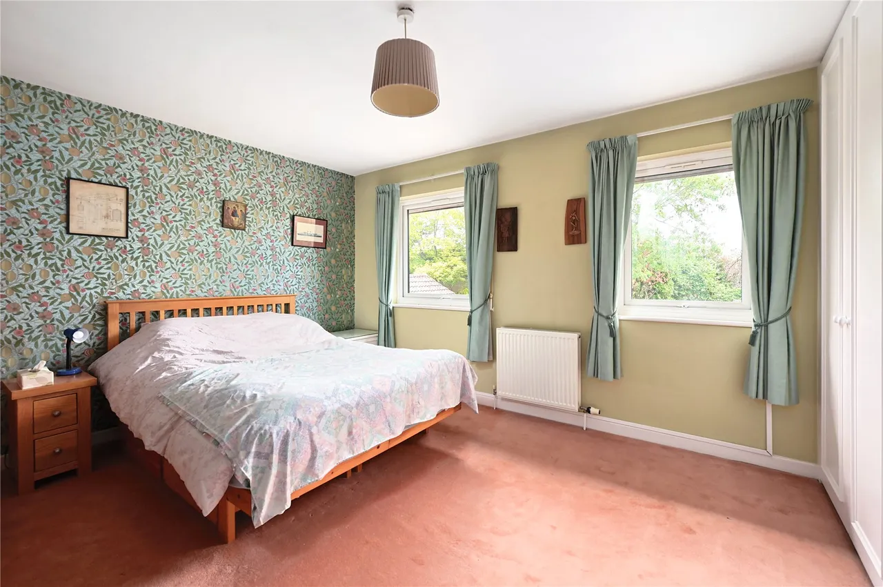 Island Close, Staines, TW18, photo 10