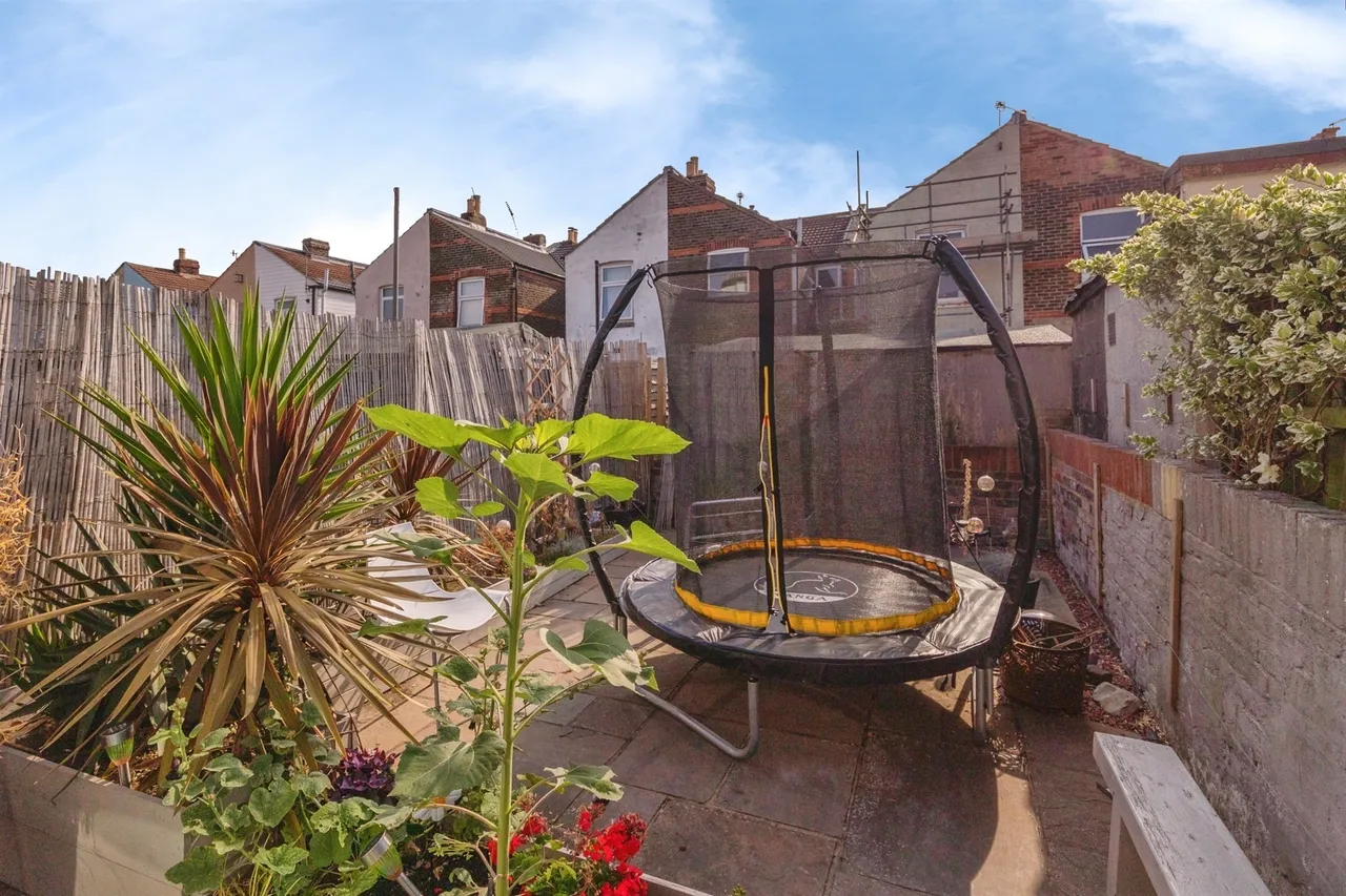 Dartmouth Road, Portsmouth, PO3, photo 11