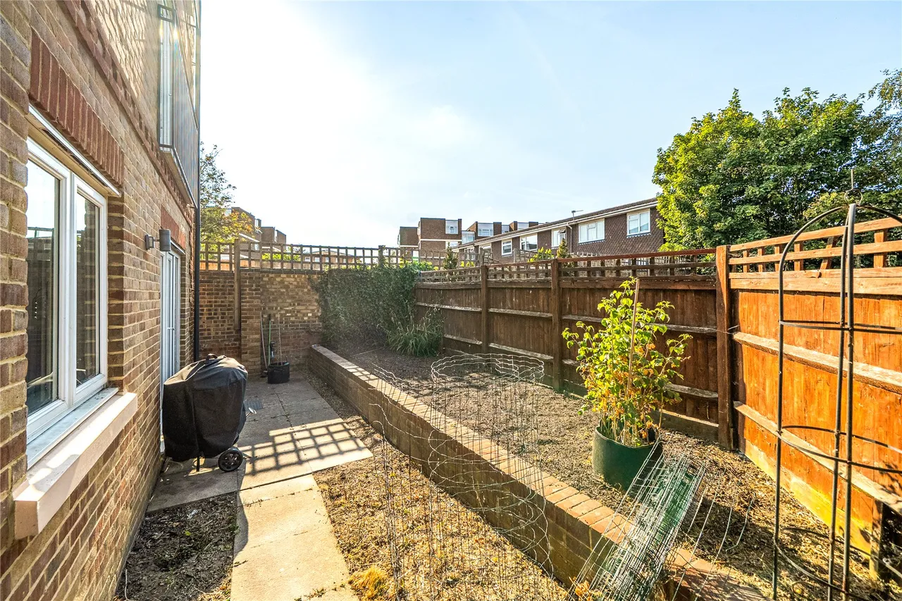The Retreat, Surbiton, KT5, photo 14