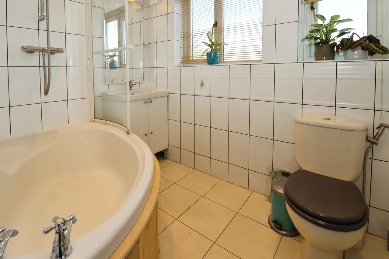 Teewell Avenue, Staple Hill, Bristol, BS16, photo 17