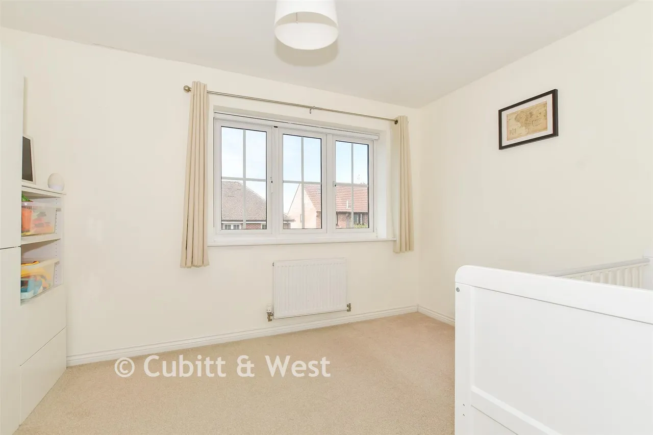 Garland Close, Petworth, GU28, photo 11