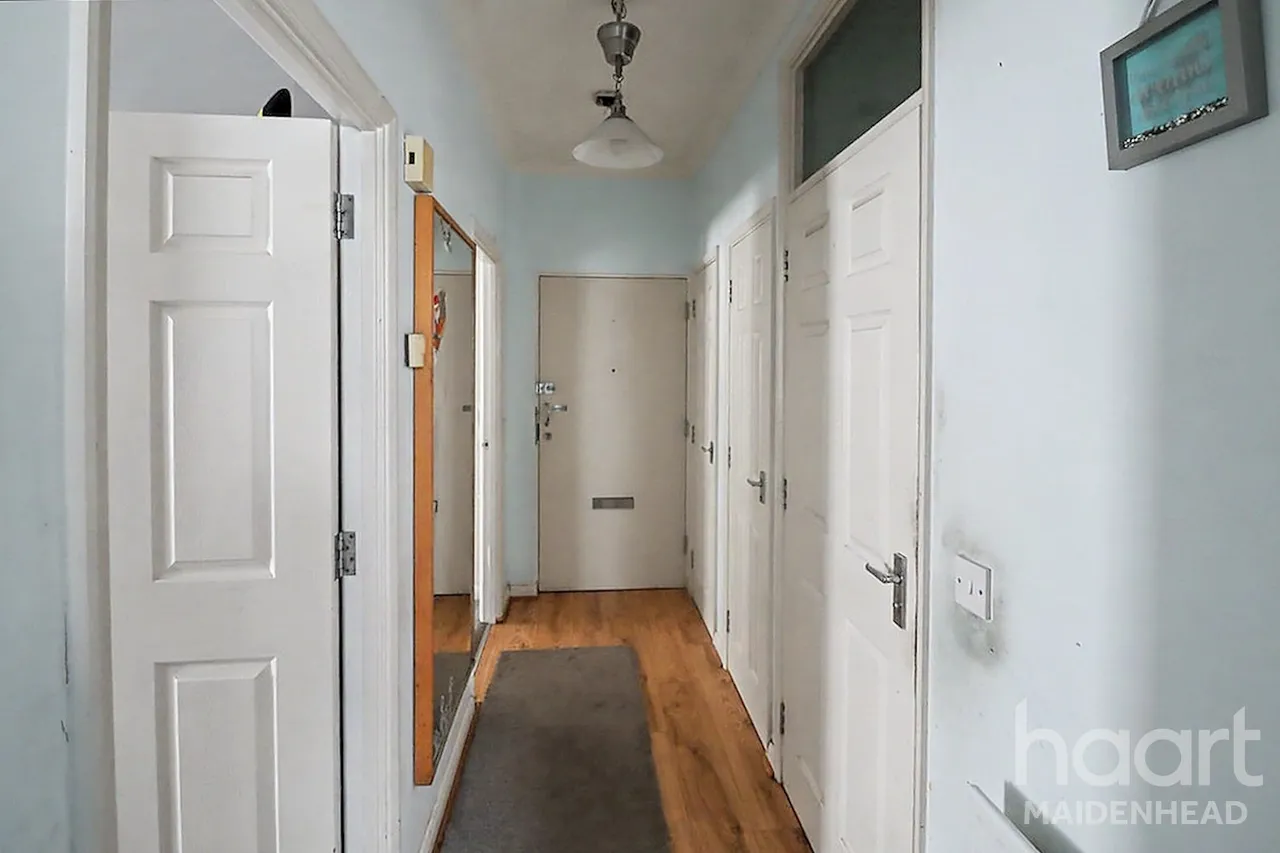 Upton Court Road, Slough, SL3, photo 11