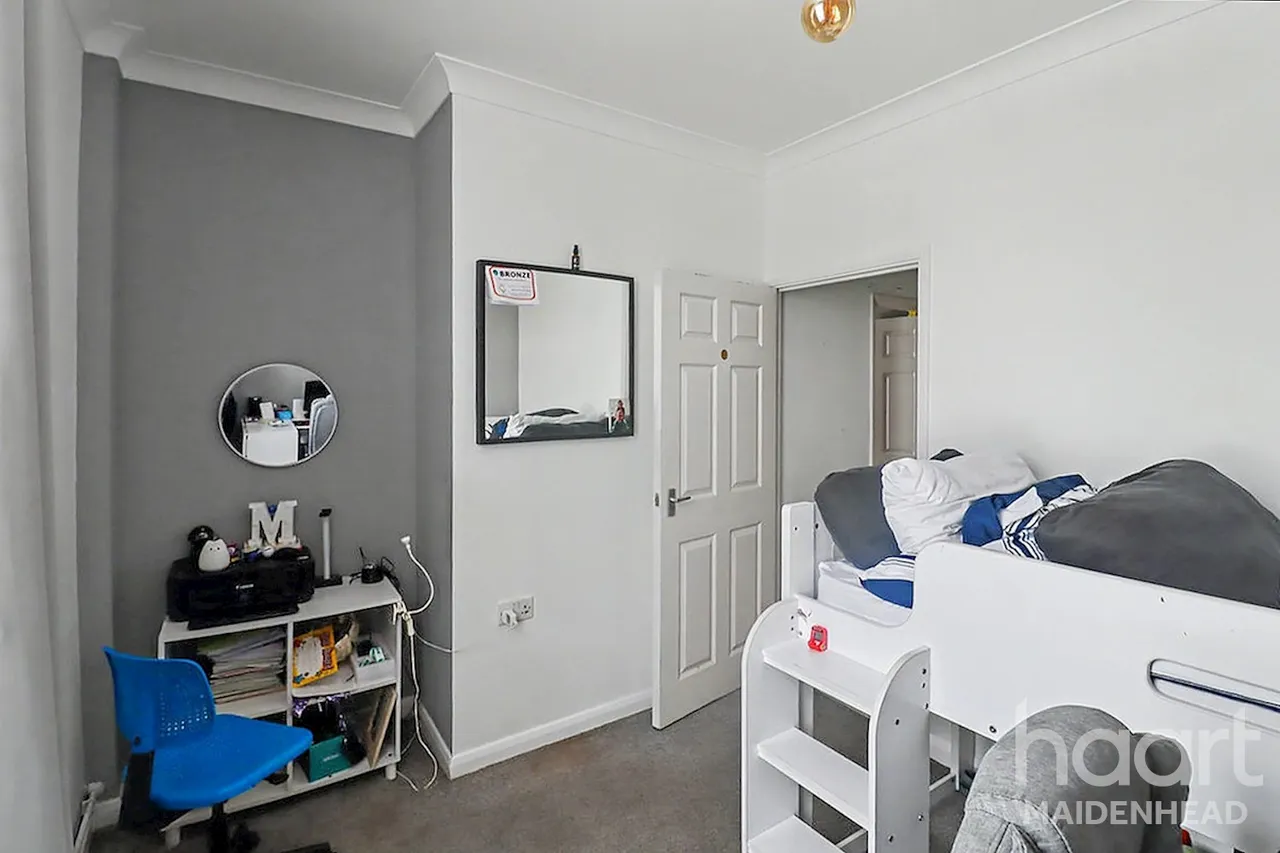 Upton Court Road, Slough, SL3, photo 8