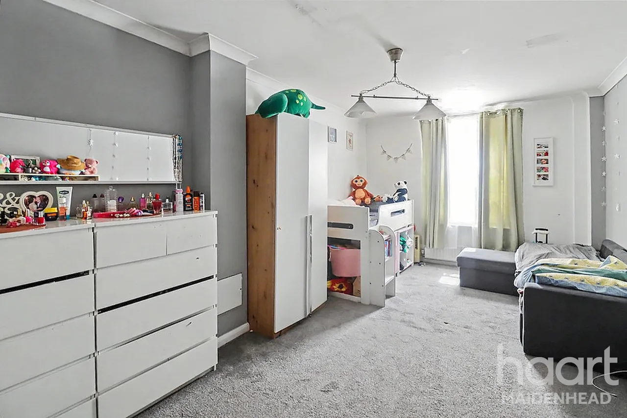 Upton Court Road, Slough, SL3, photo 6