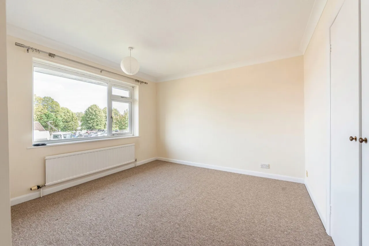 Priors Dean Road, Winchester, photo 11