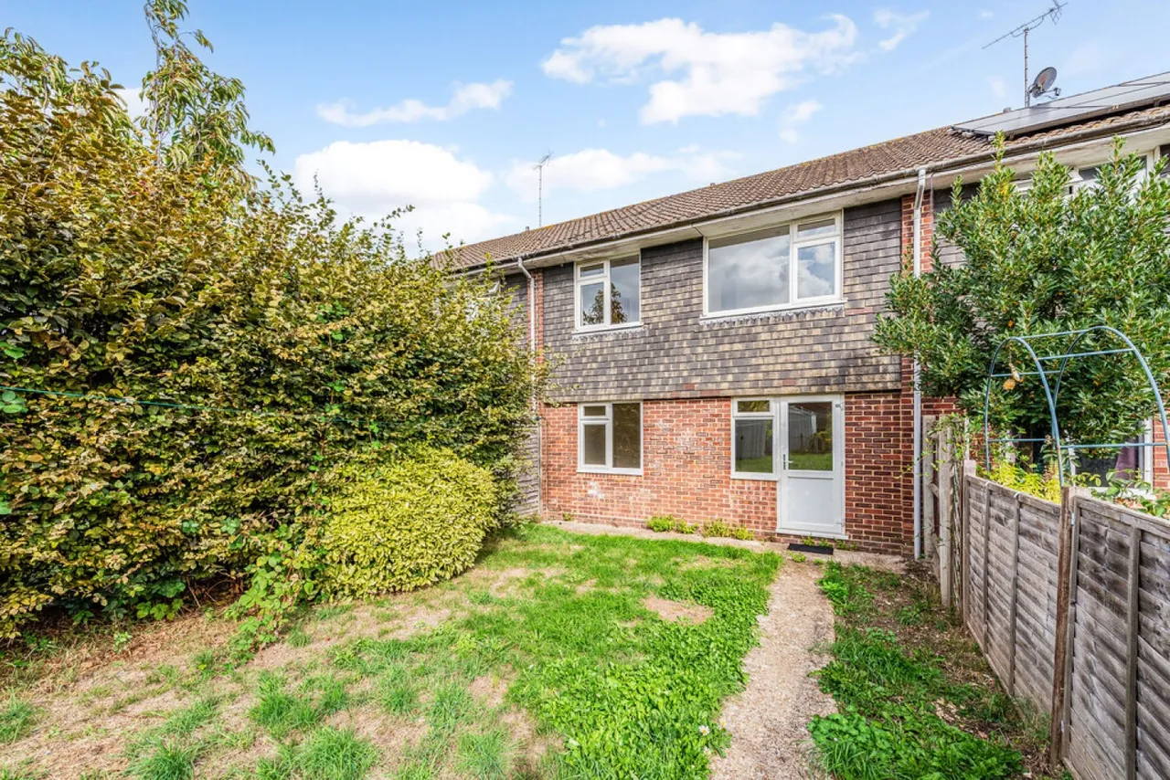 Priors Dean Road, Winchester, photo 5