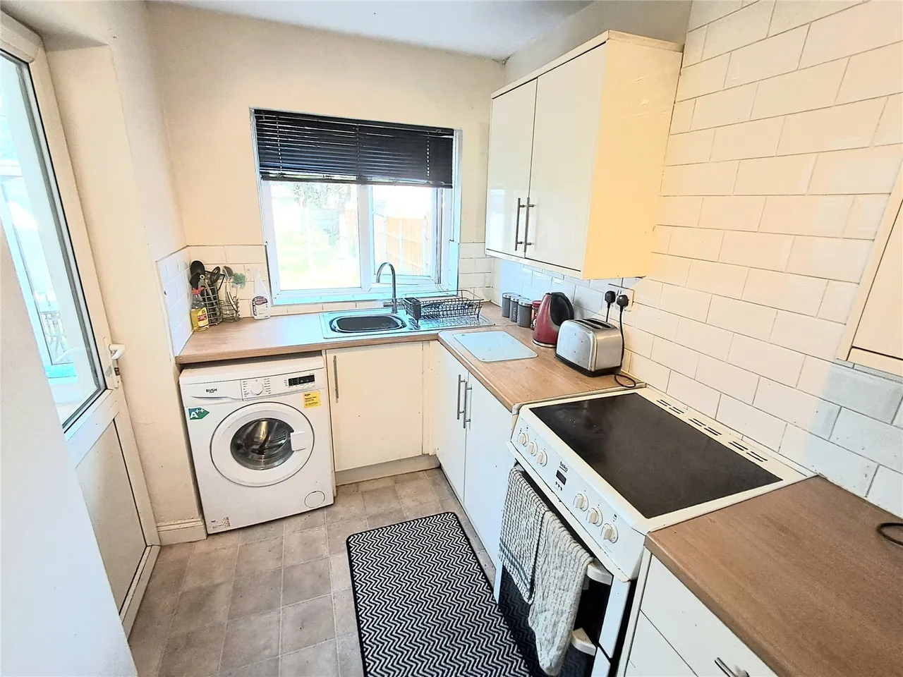 Kingstanding Road, Kingstanding, B44, photo 4