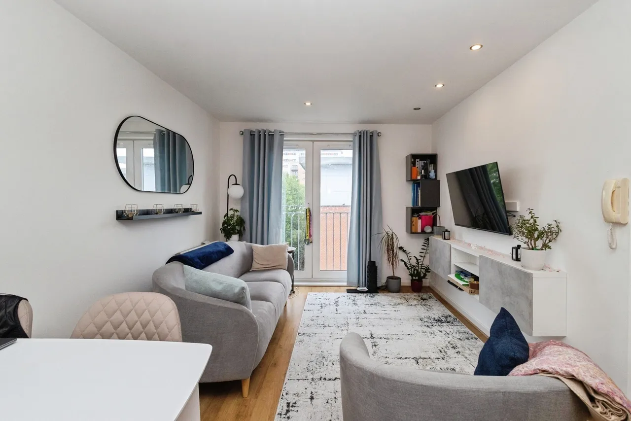 Elmira Way, Salford, Greater Manchester, M5, photo 5