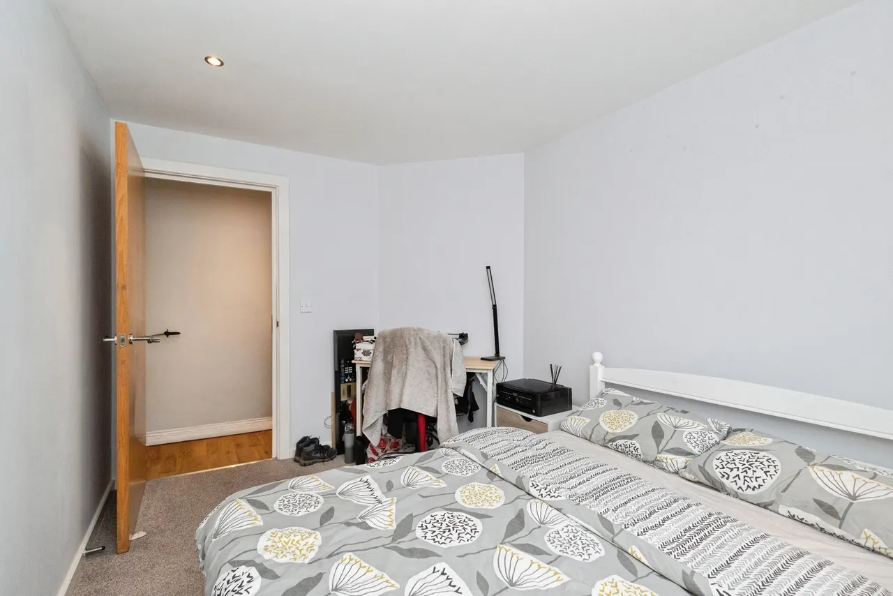 Elmira Way, Salford, Greater Manchester, M5, photo 14