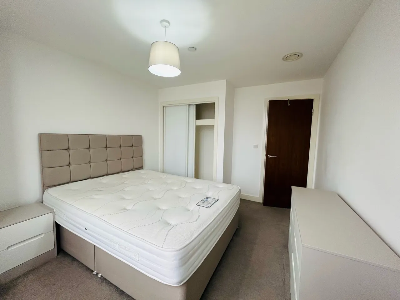 Broad Street, Birmingham, B15, photo 6