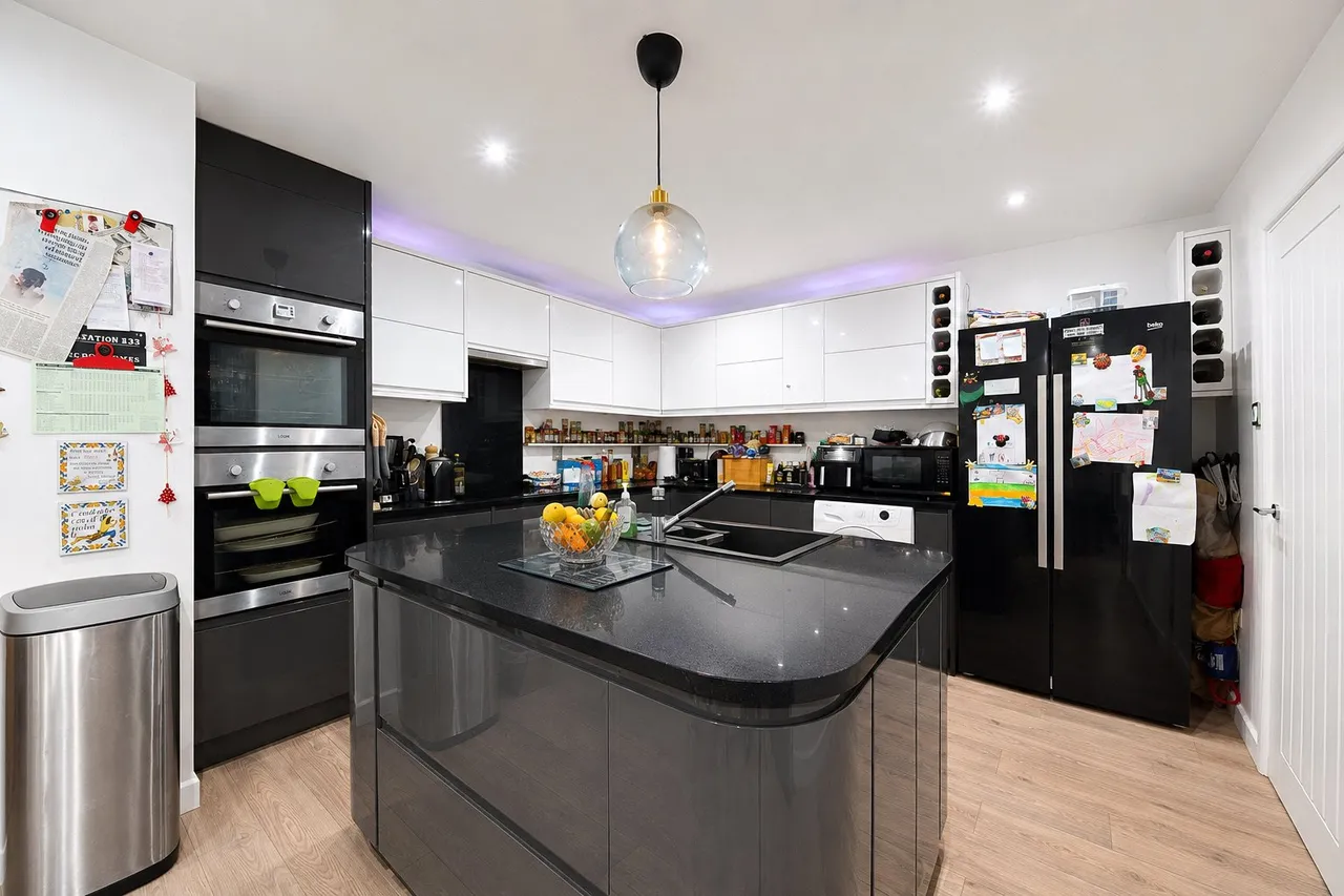 Hawkeridge, photo 3