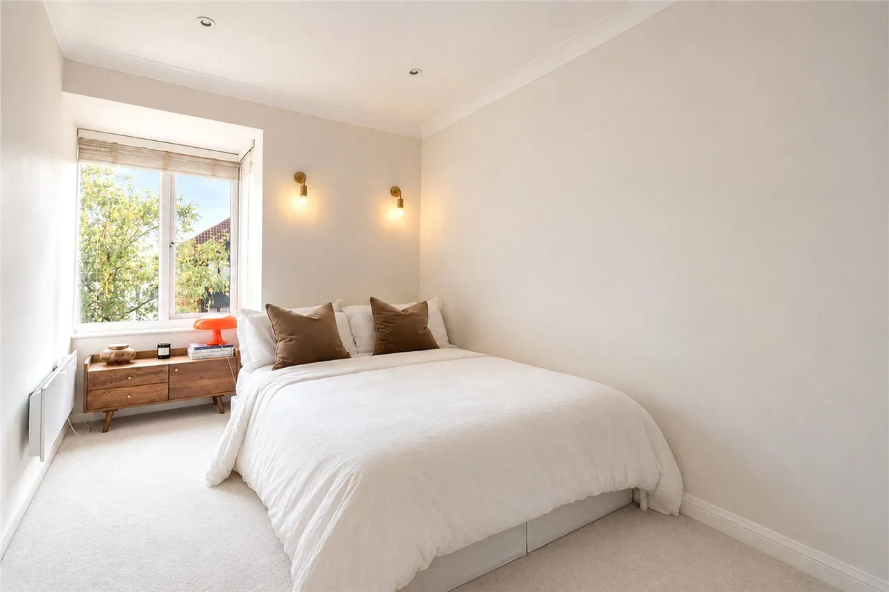 Linwood Close, London, SE5, photo 18