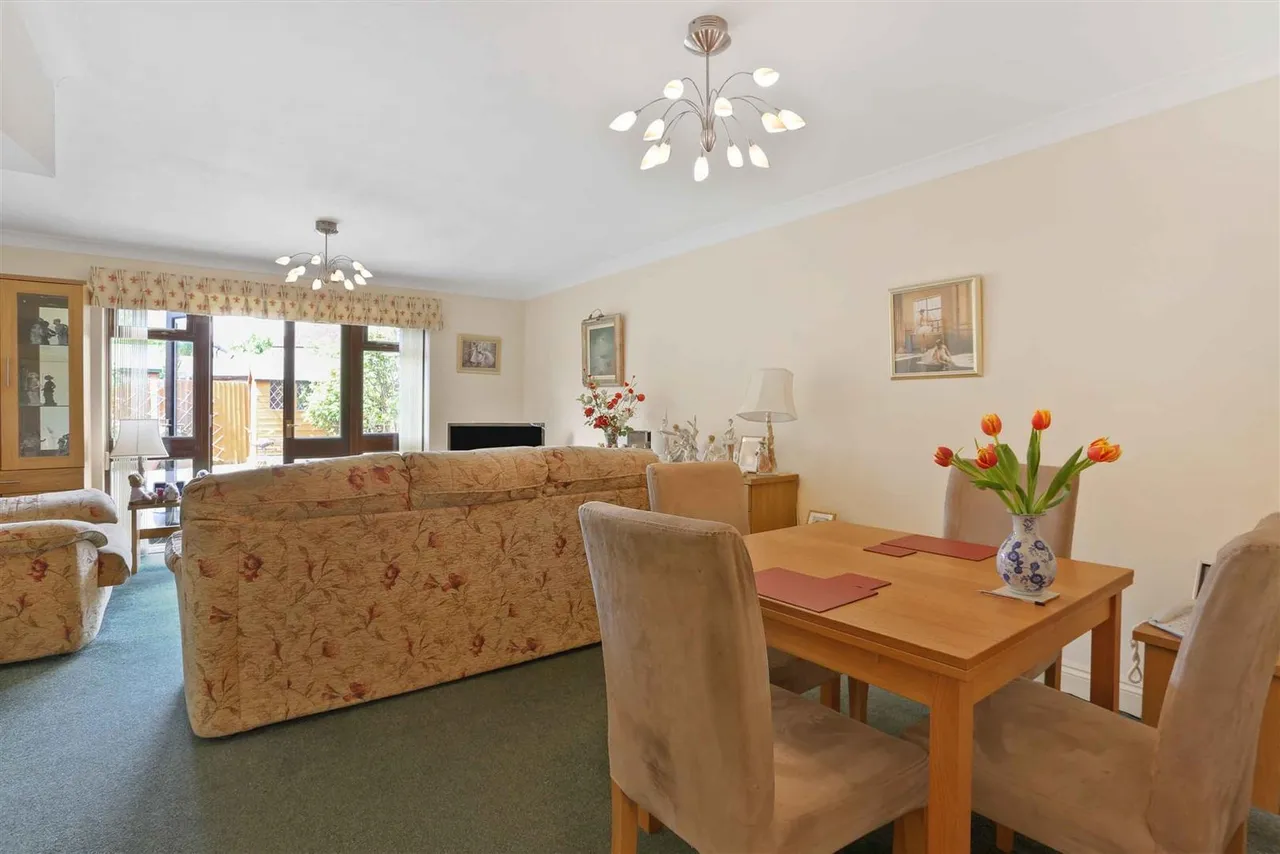 Trent Way, Worcester Park, KT4 8TT, photo 6