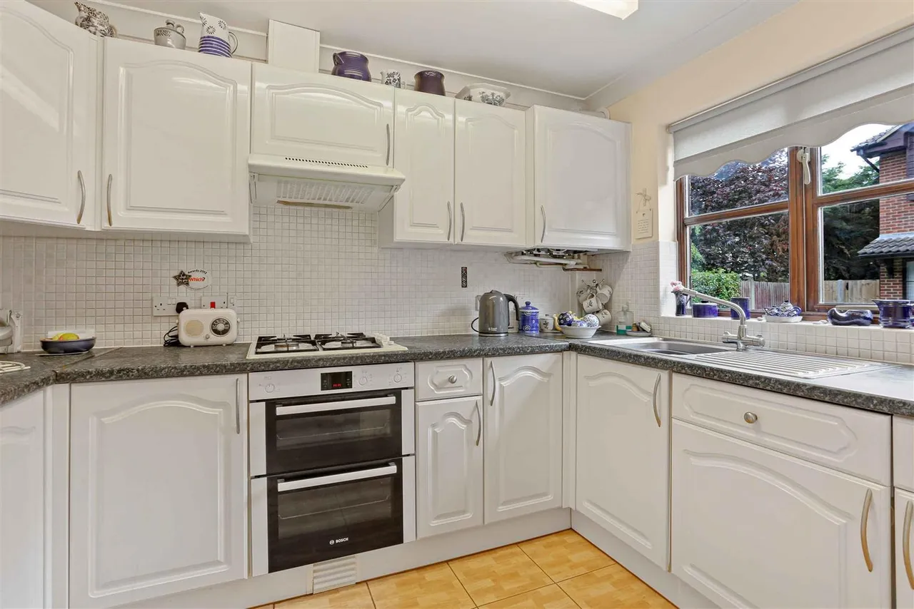 Trent Way, Worcester Park, KT4 8TT, photo 8