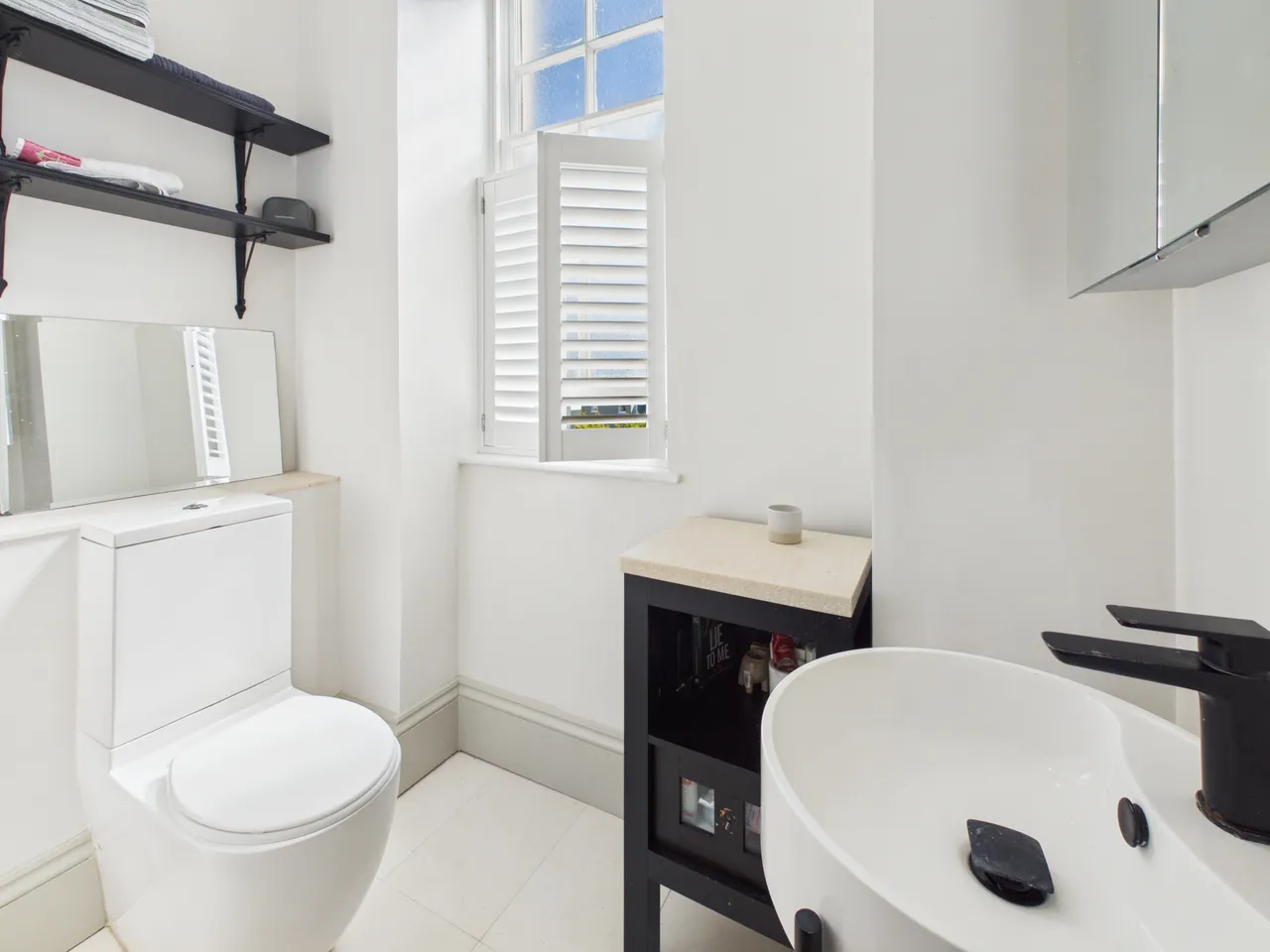 Flat 7, Wyddrington House, 55 Pittville Lawn, Cheltenham, GL52 2BQ, photo 7