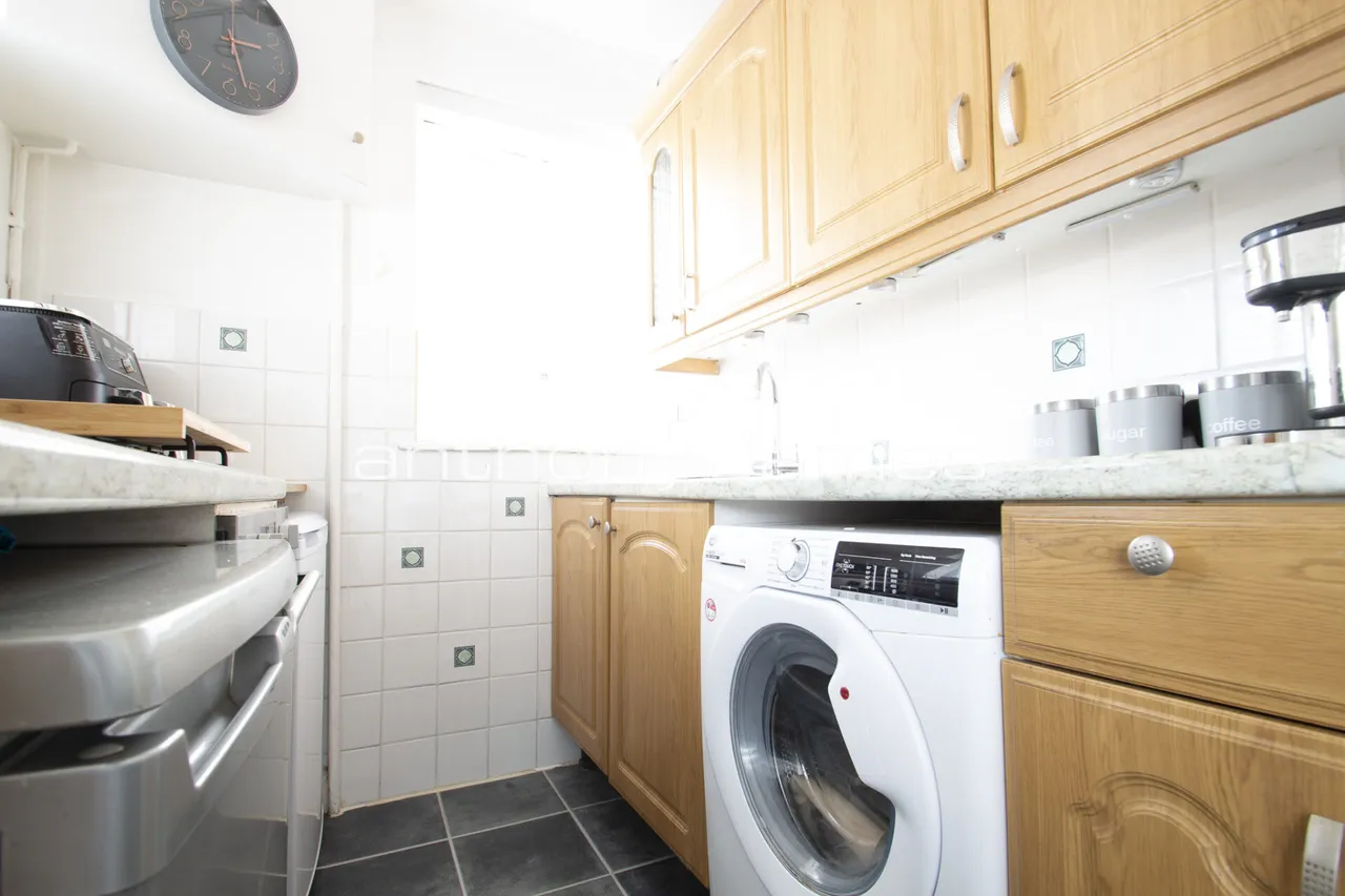 Eversley Avenue, Bexleyheath, Kent, DA7, photo 5