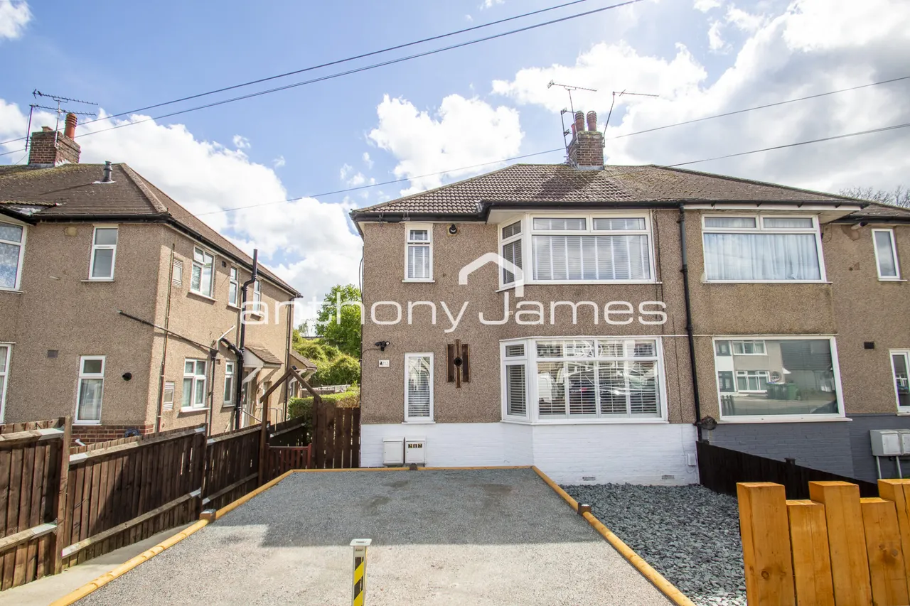 2 bed flat for sale — Eversley Avenue, Bexleyheath, Kent, DA7