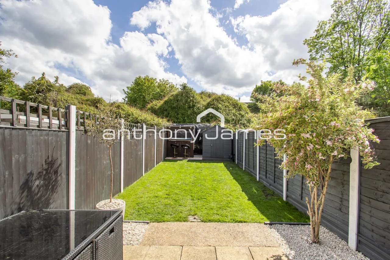 Eversley Avenue, Bexleyheath, Kent, DA7, photo 9