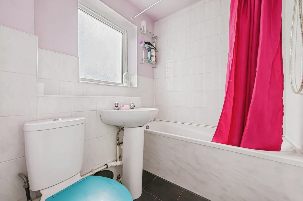Lawrence Court, Tamworth, B79, photo 16