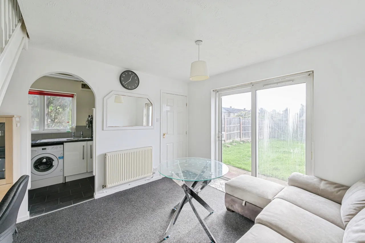 Lawrence Court, Tamworth, B79, photo 6