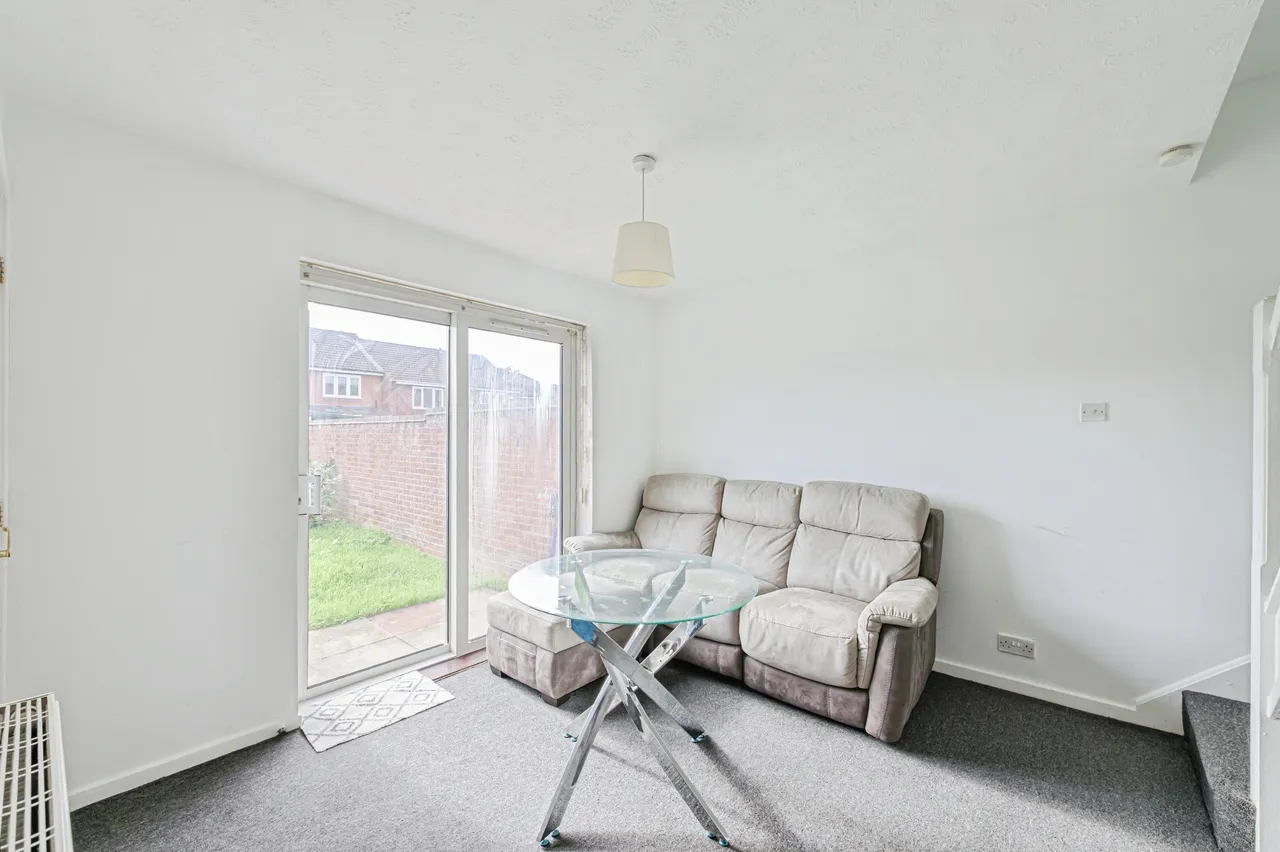 Lawrence Court, Tamworth, B79, photo 10