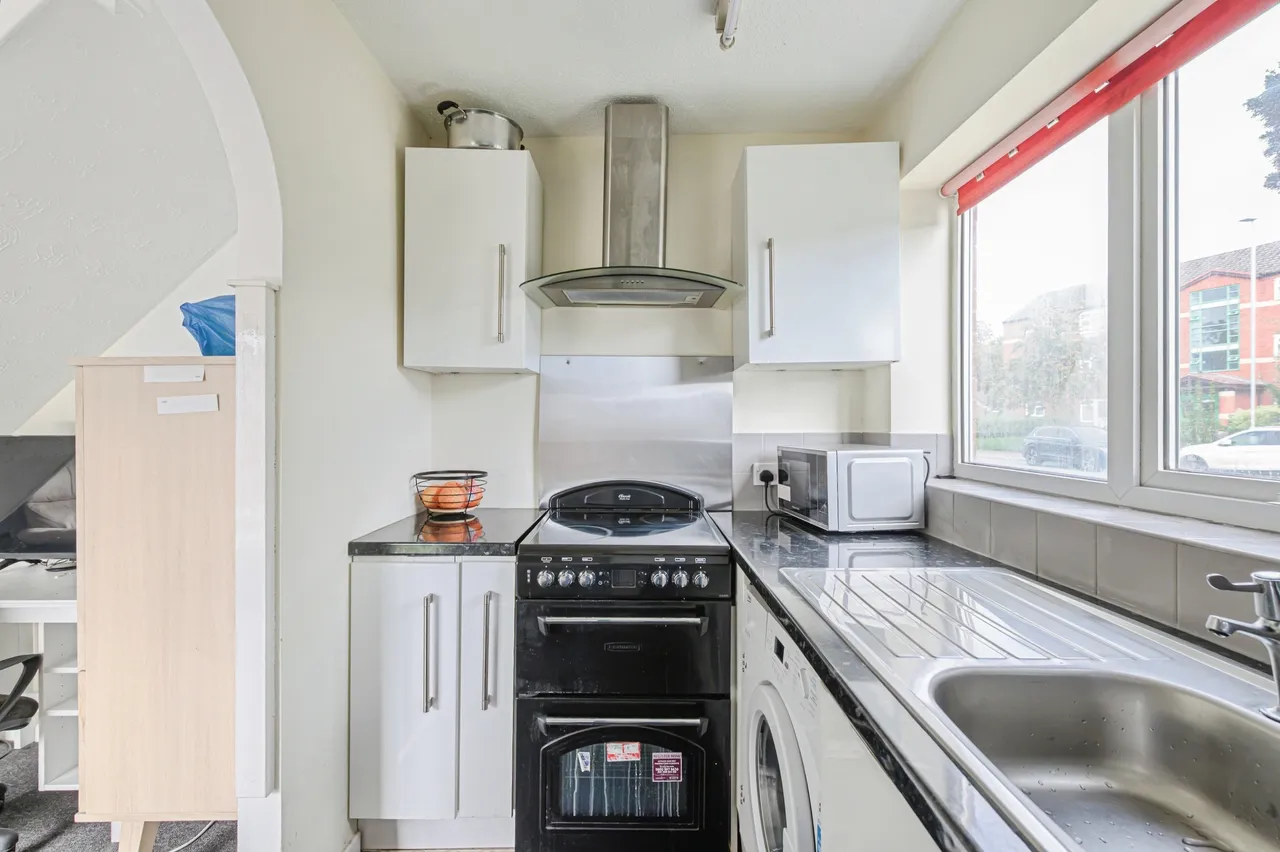 Lawrence Court, Tamworth, B79, photo 18
