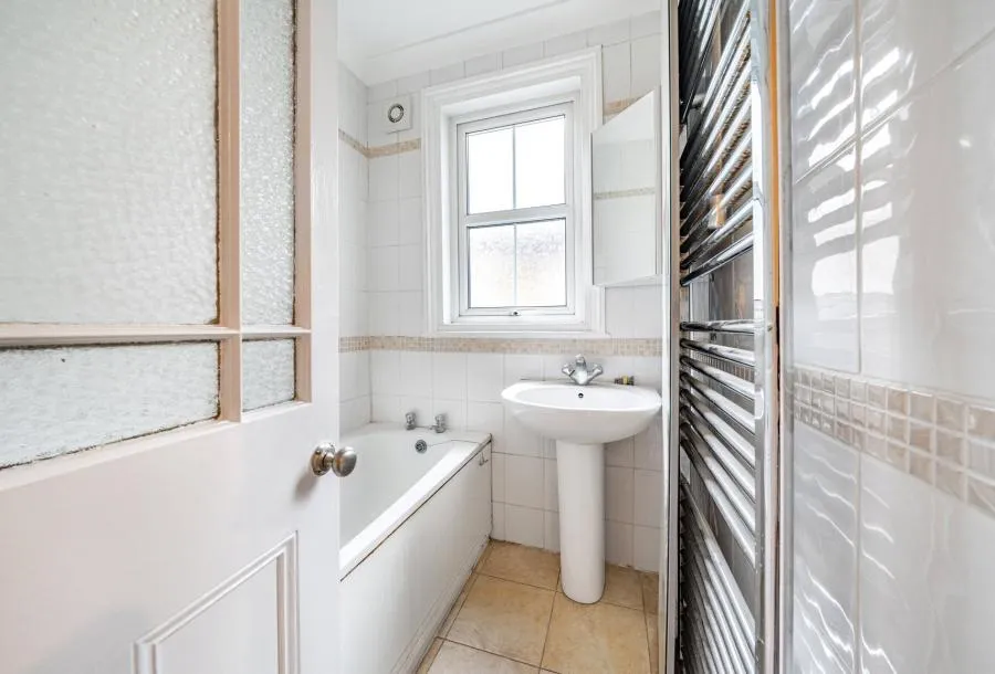 Weir Road, London, SW12, photo 9