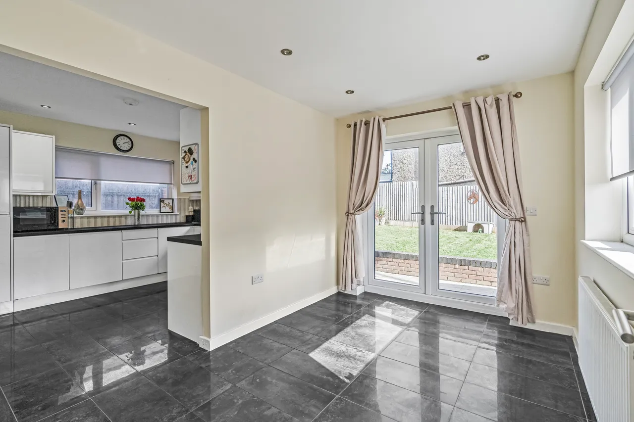 Browns Blue Close, Markfield, photo 3