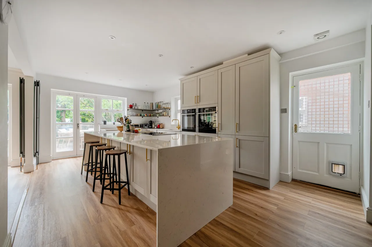 Ray Mill Road East, Maidenhead, SL6, photo 2