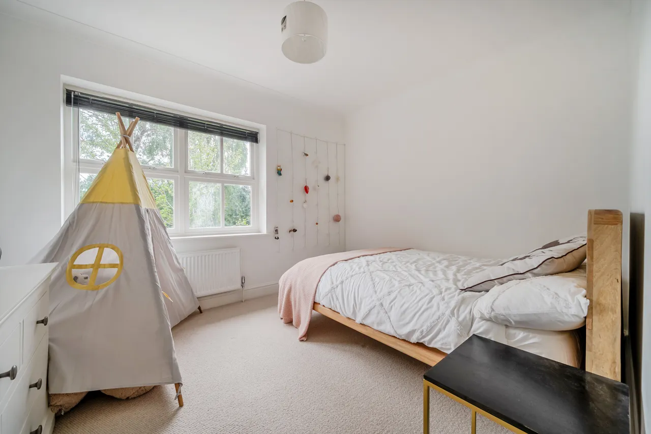 Ray Mill Road East, Maidenhead, SL6, photo 11