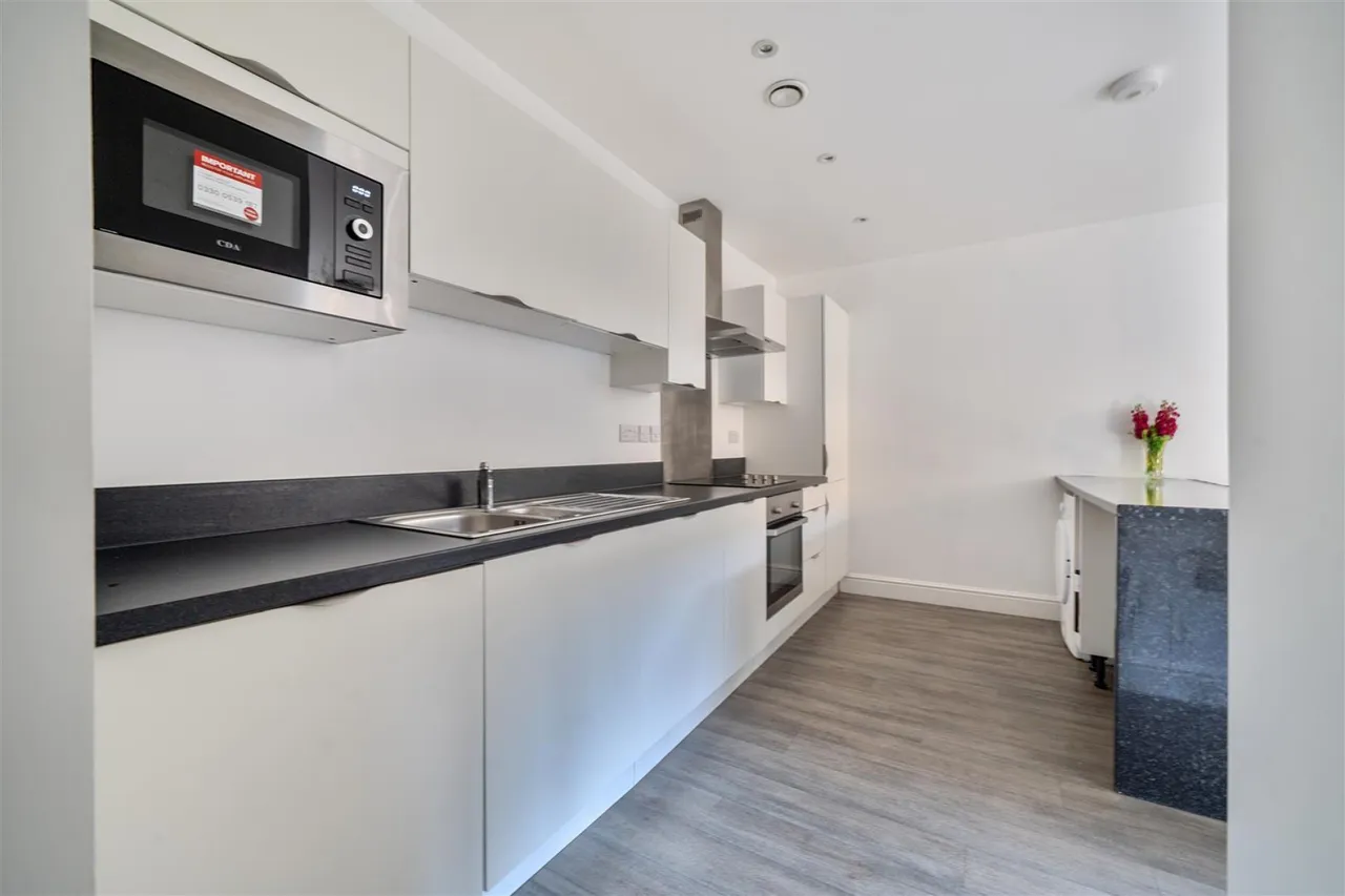 Whitchurch Lane, Bristol, BS14, photo 4