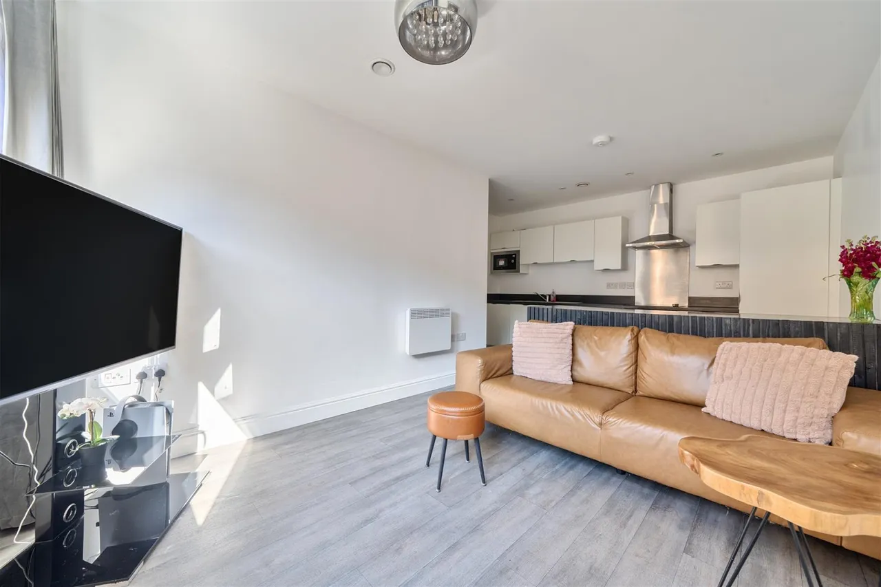 2 bed flat for sale, Whitchurch Lane, Bristol, BS14