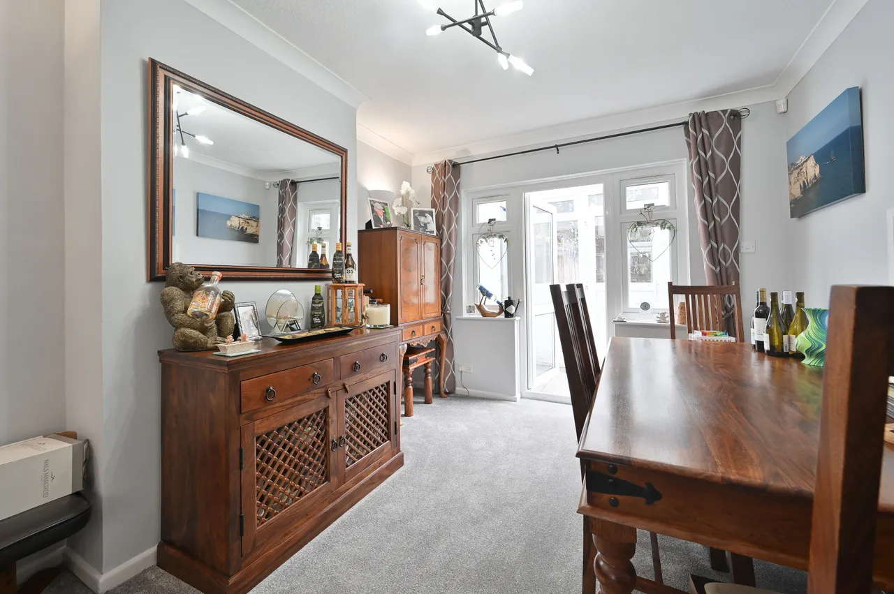 Bushey, WD23, photo 15