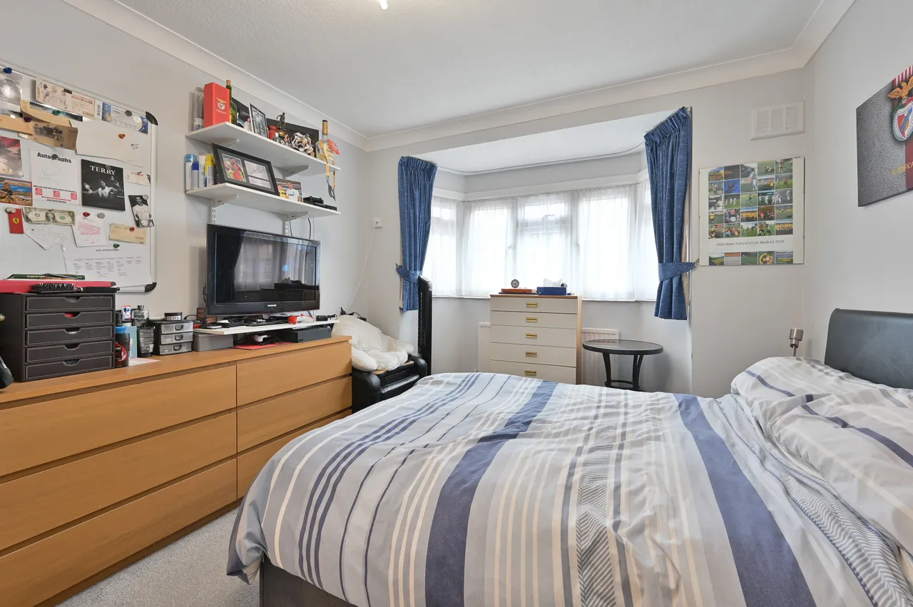 Bushey, WD23, photo 13