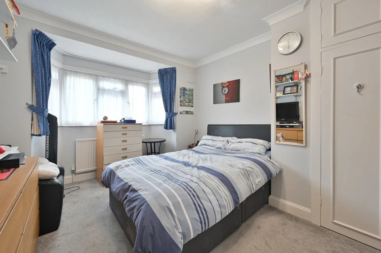 Bushey, WD23, photo 10