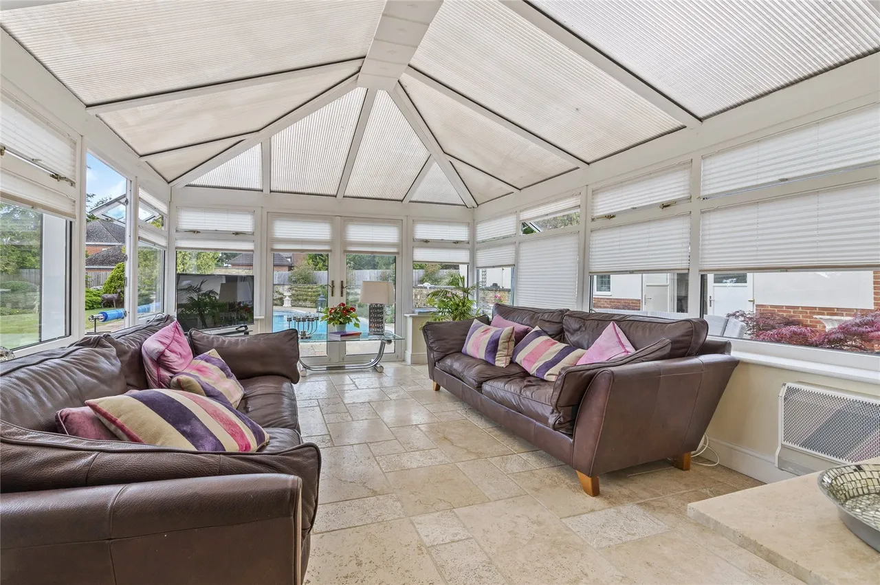 Warkton Lane, Barton Seagrave, NN15, photo 13