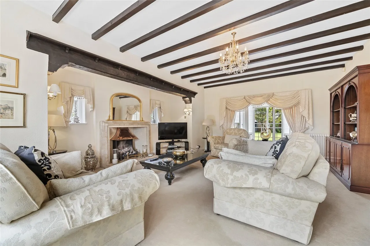 Warkton Lane, Barton Seagrave, NN15, photo 4