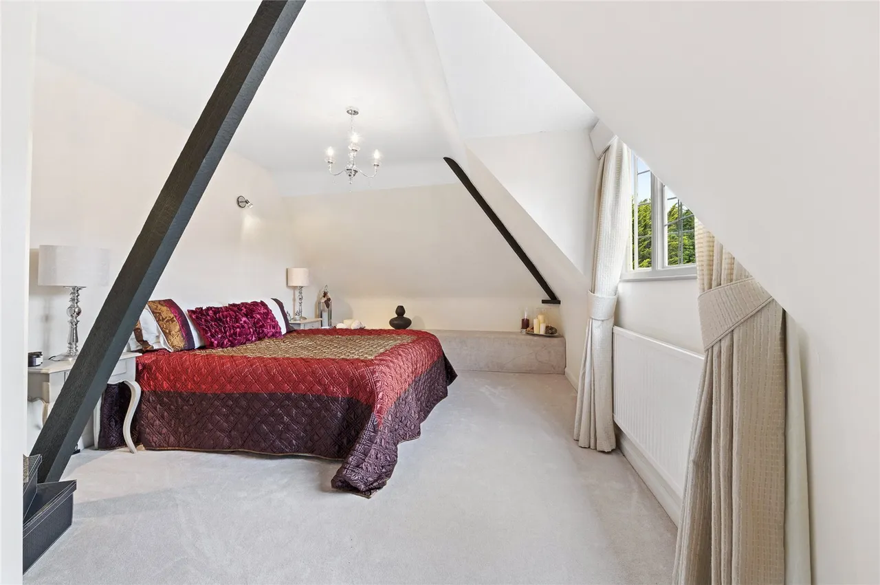 Warkton Lane, Barton Seagrave, NN15, photo 22