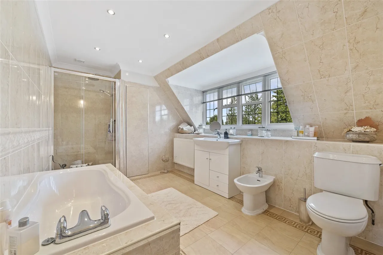 Warkton Lane, Barton Seagrave, NN15, photo 25
