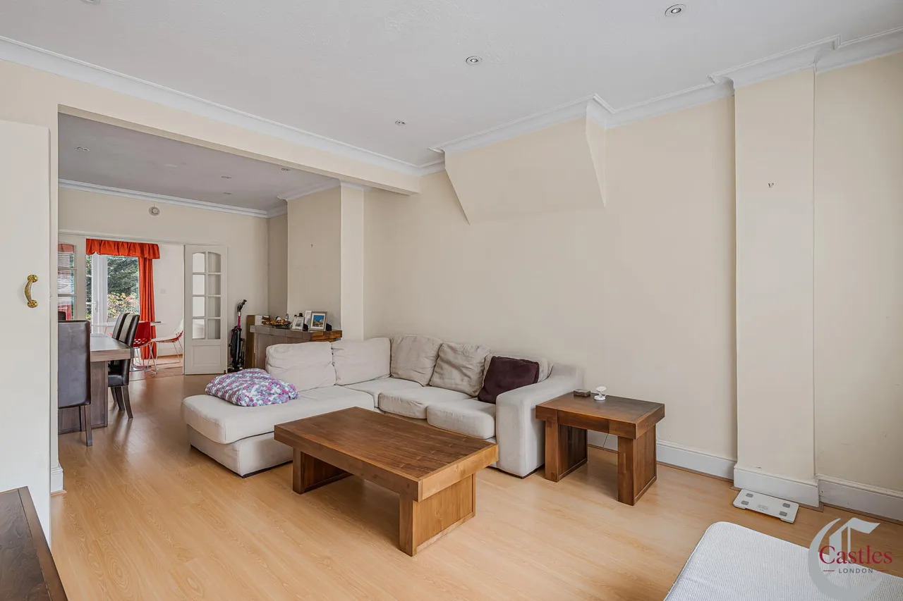 Tewkesbury Terrace, N11, photo 11
