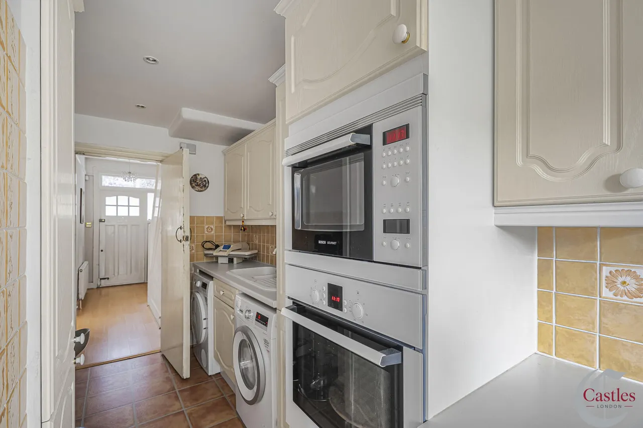 Tewkesbury Terrace, N11, photo 8