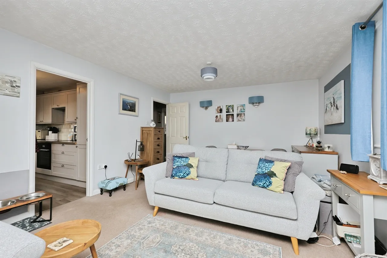 Lime Close, Marham, photo 6