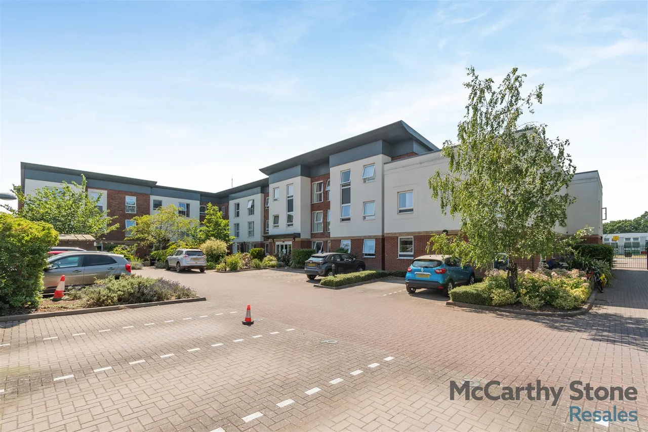 Chester Road, Castle Bromwich, B36, photo 11