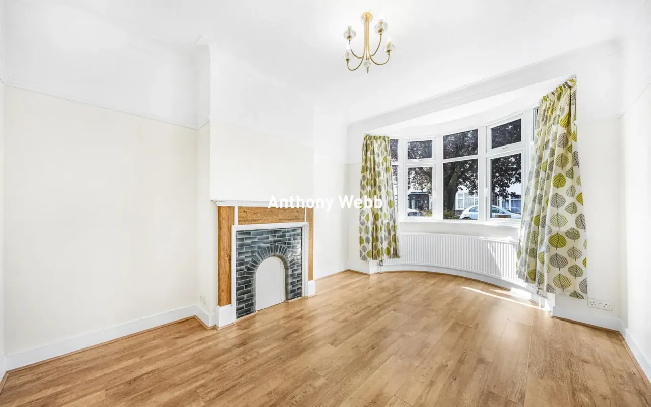 Stirling Road, Wood Green, N22, photo 2
