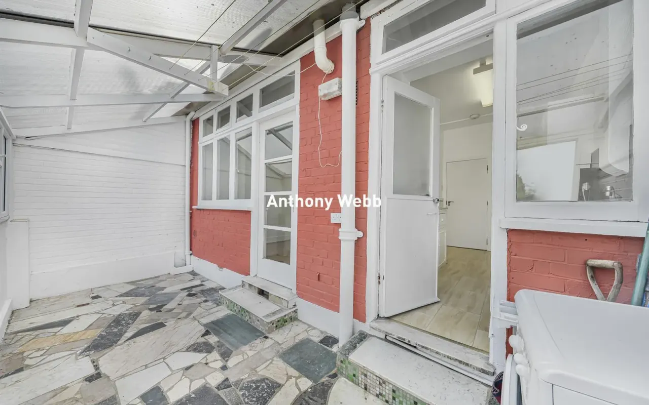 Stirling Road, Wood Green, N22, photo 9